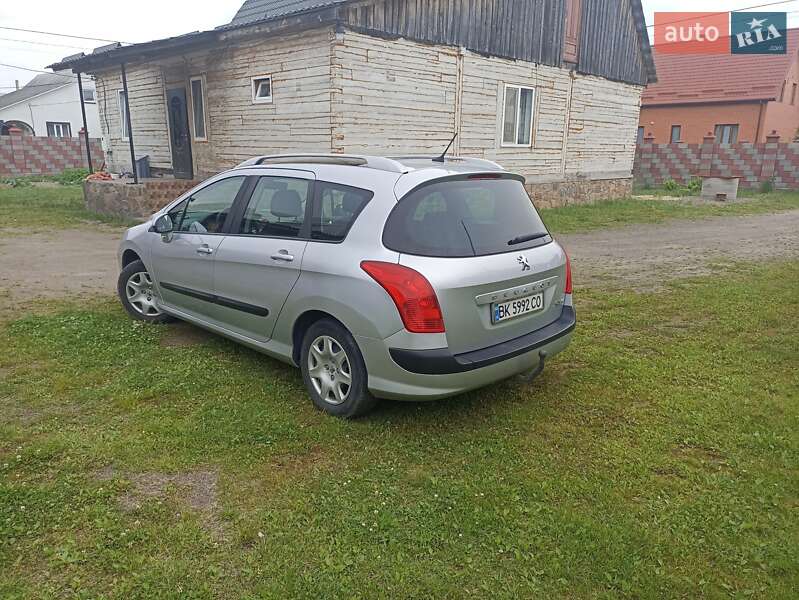 Універсал Peugeot 308 2009 в Рокитному