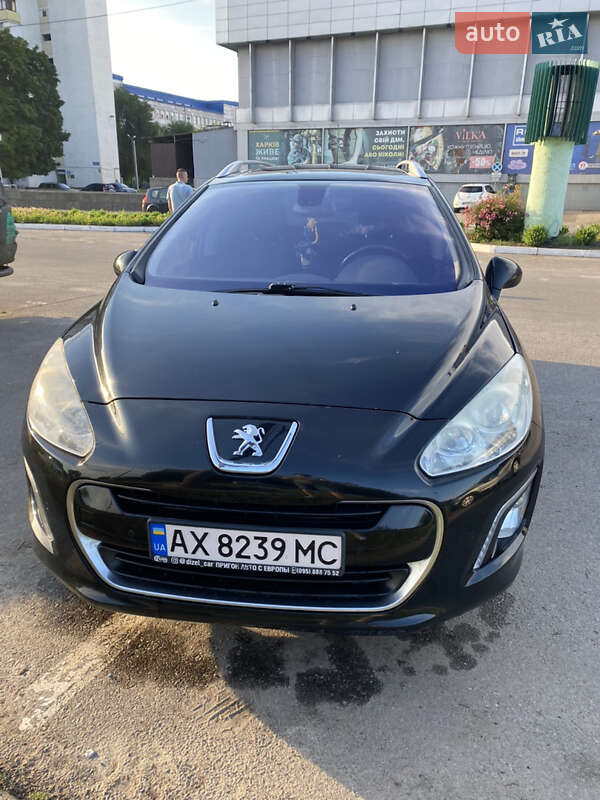 Peugeot 308 2011