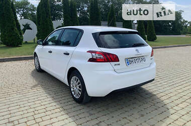 Хэтчбек Peugeot 308 2015 в 