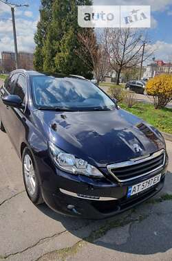 Универсал Peugeot 308 2015 в Калуше