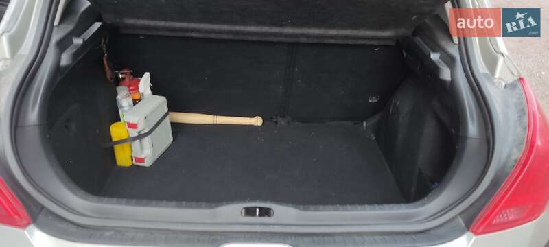 Хетчбек Peugeot 308 2010 в Коростені