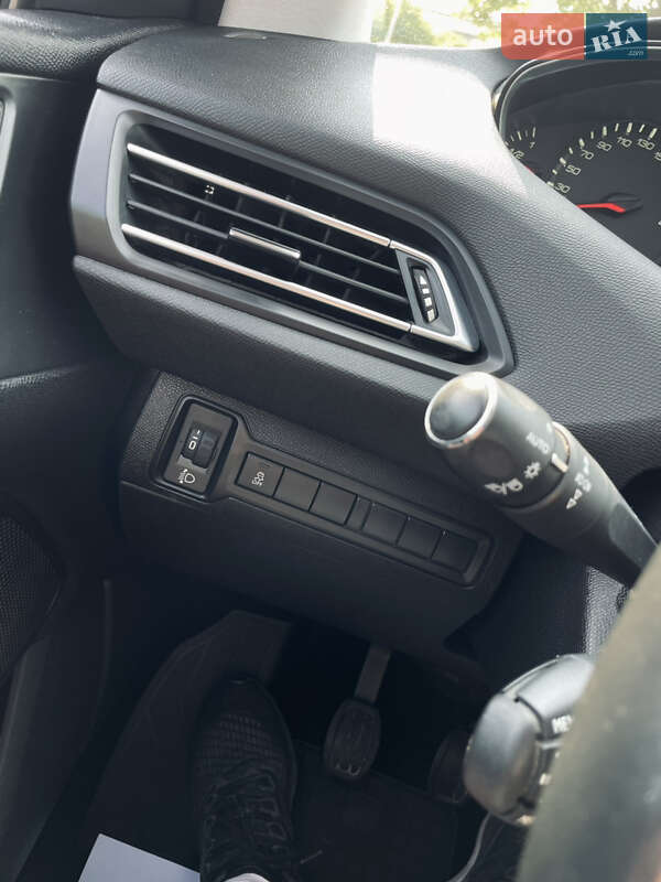 Універсал Peugeot 308 2014 в Хотині