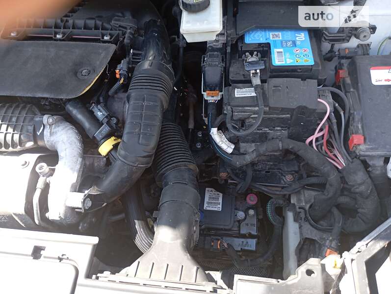 Универсал Peugeot 308 2016 в Львове фото 29 Универсал Peugeot 308 2016 в Львове