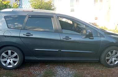 Универсал Peugeot 308 2010 в Умани