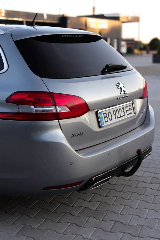 Універсал Peugeot 308 2015 в Тернополі