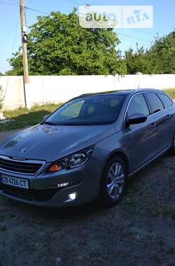 Универсал Peugeot 308 2015 в Киеве