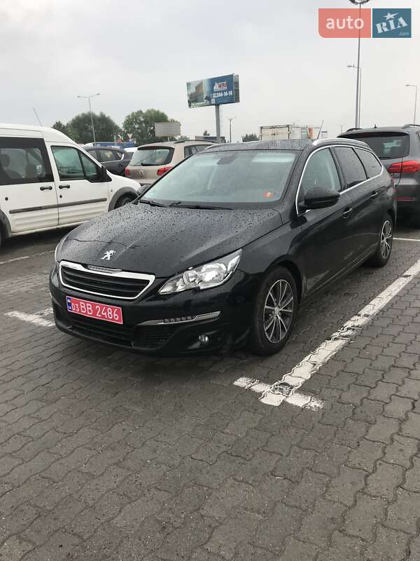 Универсал Peugeot 308 2015 в Стрые