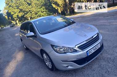 Універсал Peugeot 308 2014 в Тернополі