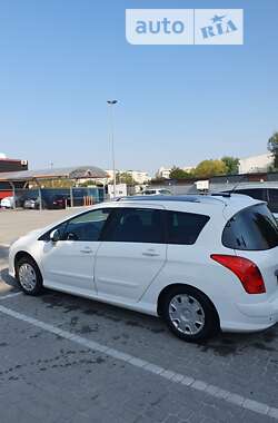 Универсал Peugeot 308 2011 в Львове