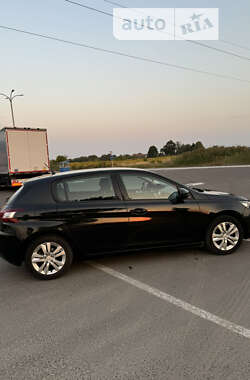 Хэтчбек Peugeot 308 2014 в Луцке