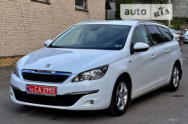 Универсал Peugeot 308 2015 в Ровно