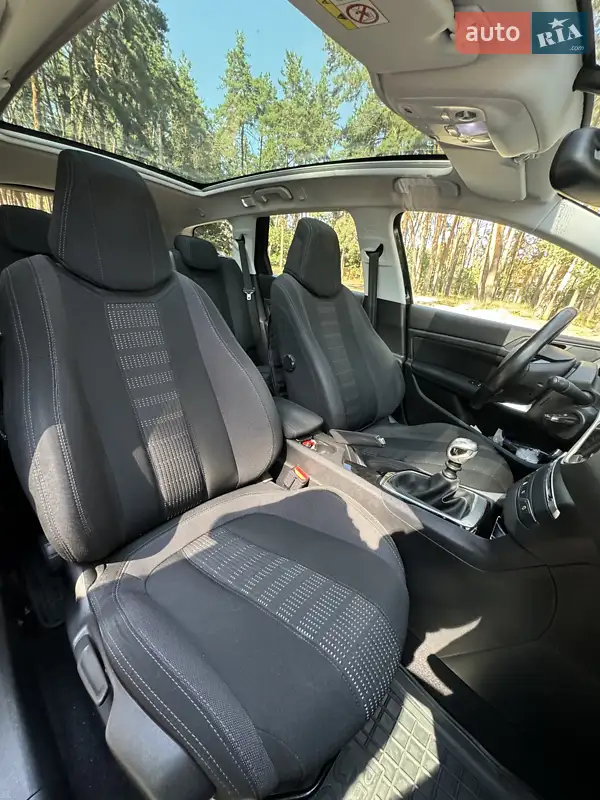 Peugeot 308 2015 VIN VF3LCBHZHFS304372 фото оголошення 40 з 109