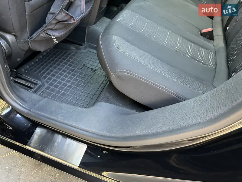 Peugeot 308 2015 VIN VF3LCBHZHFS304372 фото оголошення 45 з 109