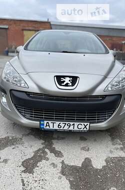 Хетчбек Peugeot 308 2008 в Івано-Франківську