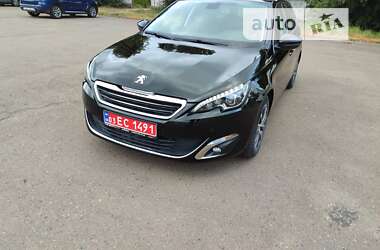 Универсал Peugeot 308 2016 в Ровно