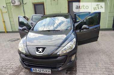 Хэтчбек Peugeot 308 2008 в Виннице