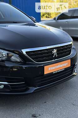 Универсал Peugeot 308 2020 в Сумах