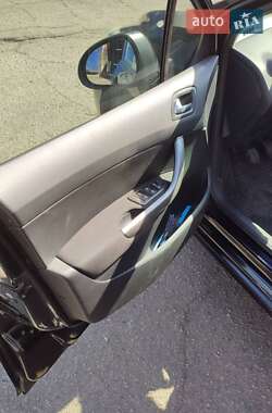 Хэтчбек Peugeot 308 2011 в Запорожье