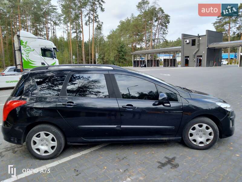 Універсал Peugeot 308 2008 в Маневичах