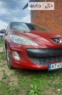 Универсал Peugeot 308 2010 в Надворной