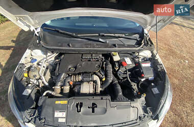 Універсал Peugeot 308 2015 в Харкові