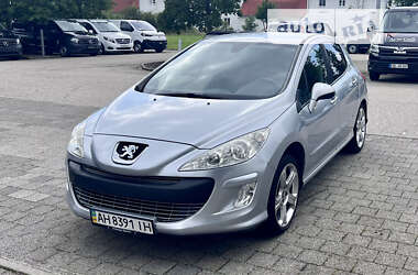 Хэтчбек Peugeot 308 2011 в Виннице