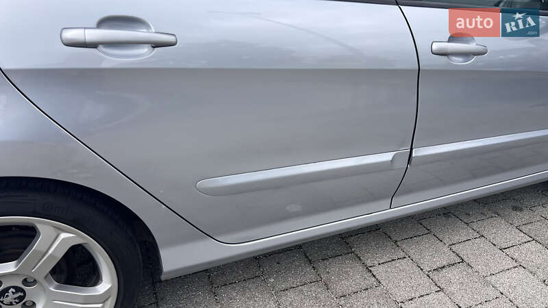 Хетчбек Peugeot 308 2011 в Вінниці