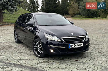 Універсал Peugeot 308 2015 в Дубні