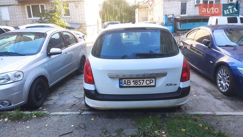 Универсал Peugeot 308 2011 в Виннице
