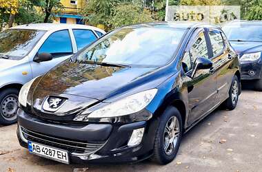 Хэтчбек Peugeot 308 2008 в Киеве