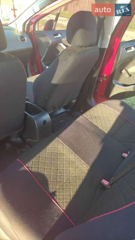 Хэтчбек Peugeot 308 2008 в Глыбокой фото 2 Хэтчбек Peugeot 308 2008 в Глыбокой