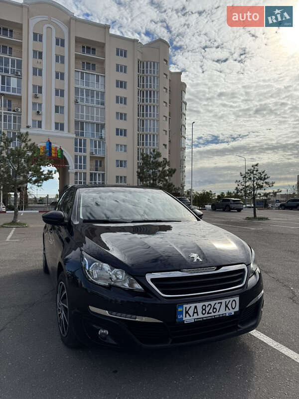 Хетчбек Peugeot 308 2015 в Миколаєві