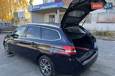 Универсал Peugeot 308 2017 в Сумах