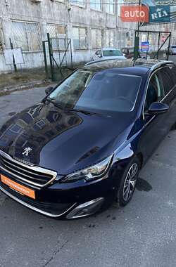 Универсал Peugeot 308 2017 в Сумах