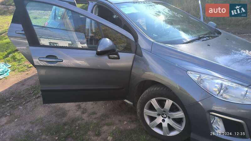 Універсал Peugeot 308 2011 в Умані
