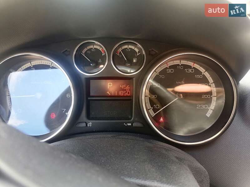 Универсал Peugeot 308 2011 в Киеве фото 5 Универсал Peugeot 308 2011 в Киеве