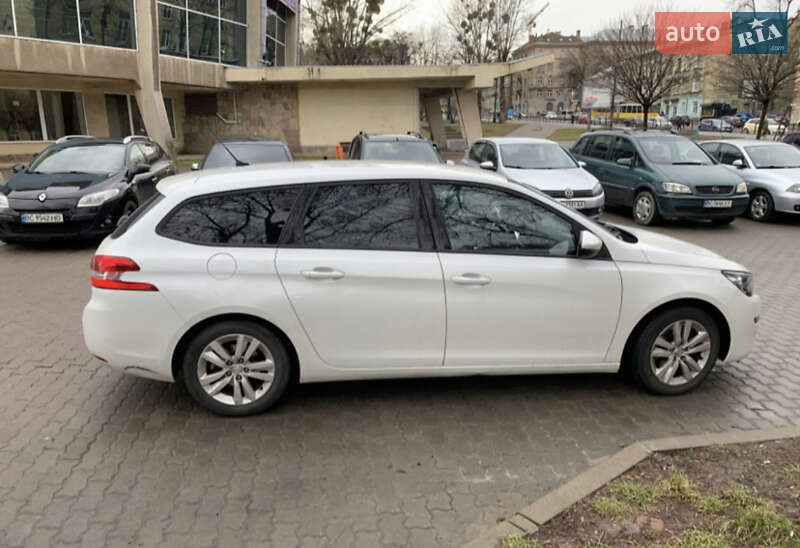Универсал Peugeot 308 2015 в Львове