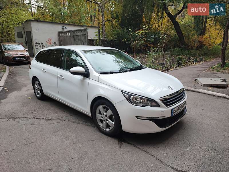 Універсал Peugeot 308 2015 в Києві