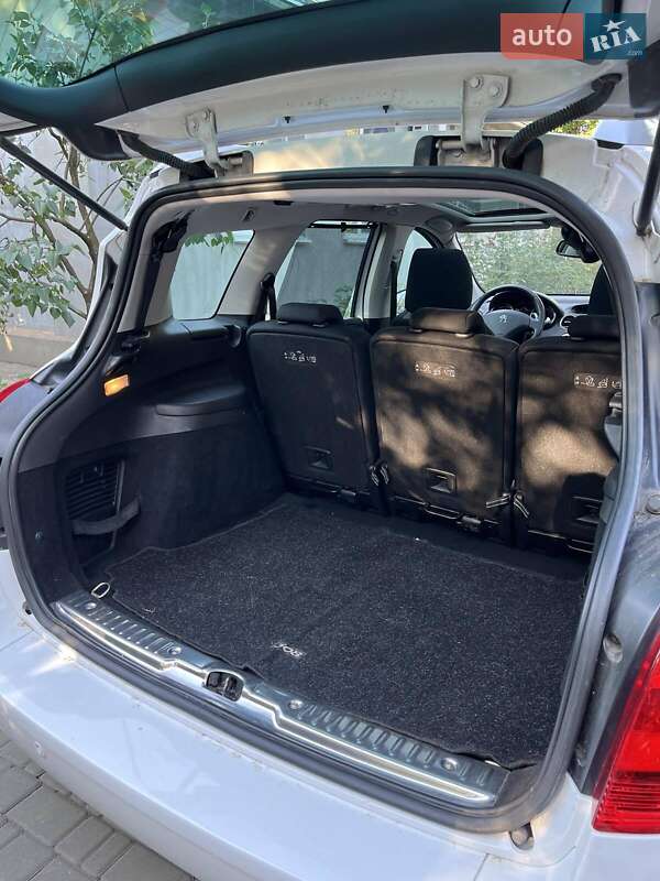 Универсал Peugeot 308 2012 в Киеве