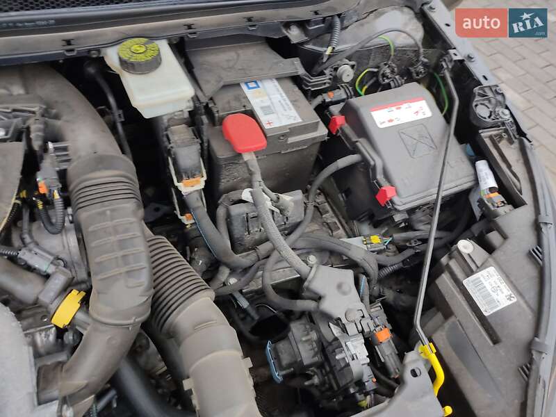 Універсал Peugeot 308 2015 в Горохові фото 18 Універсал Peugeot 308 2015 в Горохові