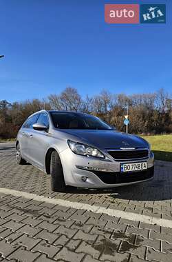 Універсал Peugeot 308 2015 в Тернополі