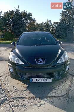Хэтчбек Peugeot 308 2008 в Горишних Плавнях