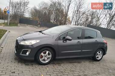 Хэтчбек Peugeot 308 2011 в Тернополе