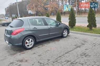 Хэтчбек Peugeot 308 2011 в Тернополе