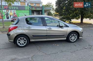 Хэтчбек Peugeot 308 2011 в Николаеве