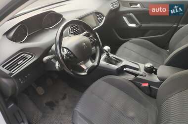 Універсал Peugeot 308 2016 в 