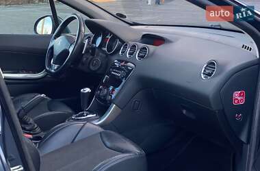 Хэтчбек Peugeot 308 2013 в Днепре