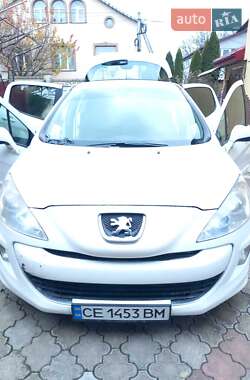 Хетчбек Peugeot 308 2010 в Чернівцях