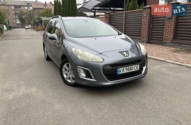 Универсал Peugeot 308 2011 в Киеве