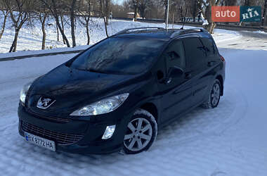 Универсал Peugeot 308 2010 в Хмельницком